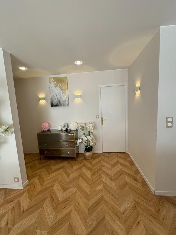 Appartement - 82 m² - 3 pièces