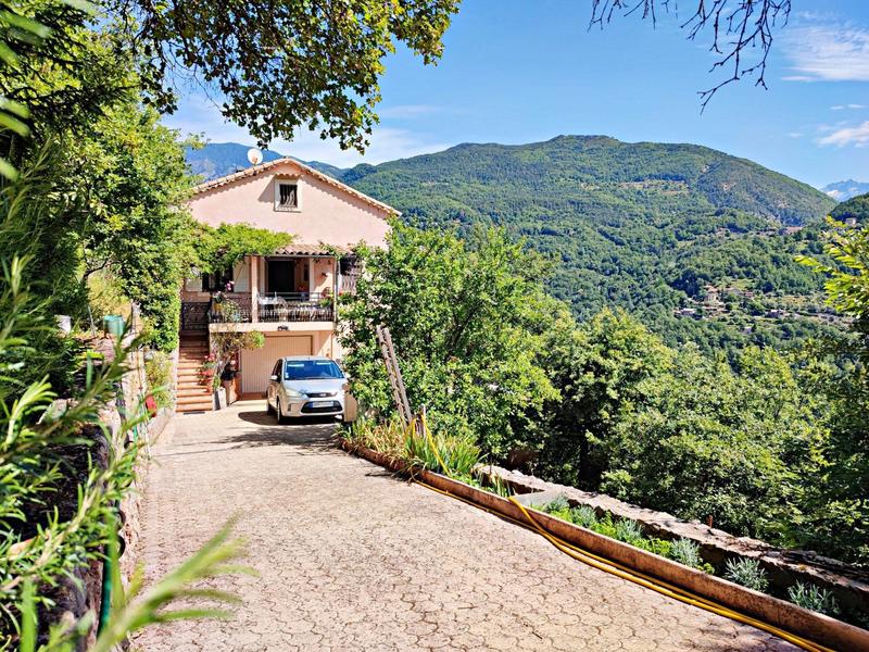 Villa - 142 m² - 5 pièces