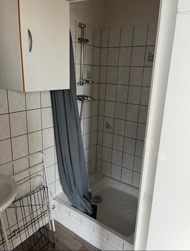 Studio - 23 m² - 1 pièce