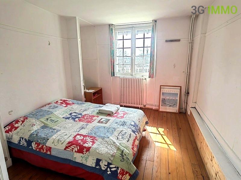 Propriété - 177 m² - 8 pièces