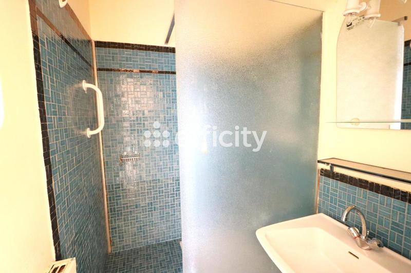 Appartement ancien - 91 m² - 5 pièces