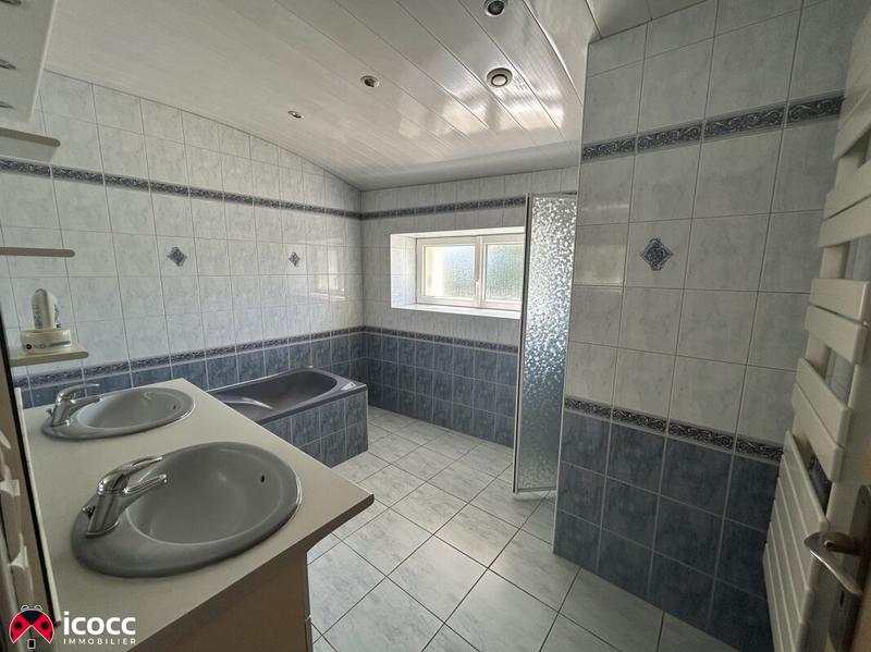 Propriété - 150 m² - 7 pièces