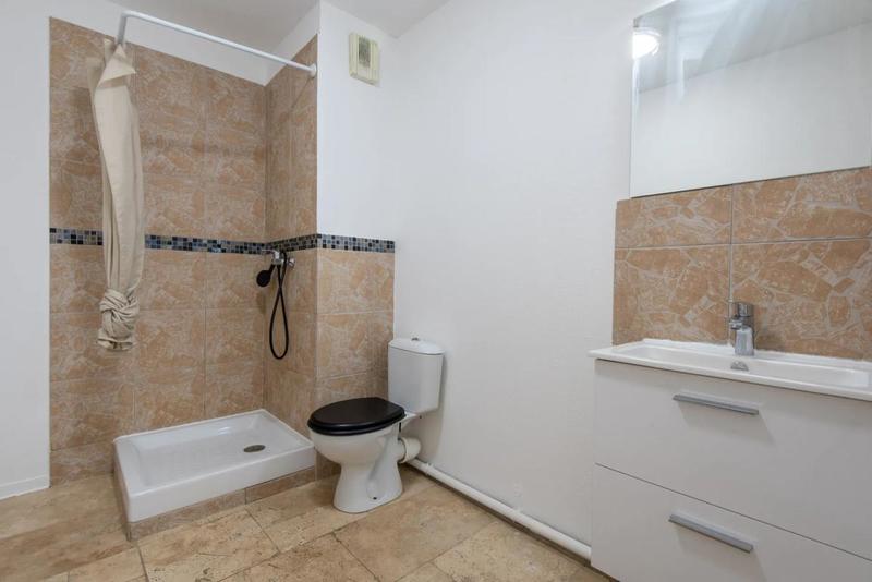 Studio - 30 m² - 1 pièce