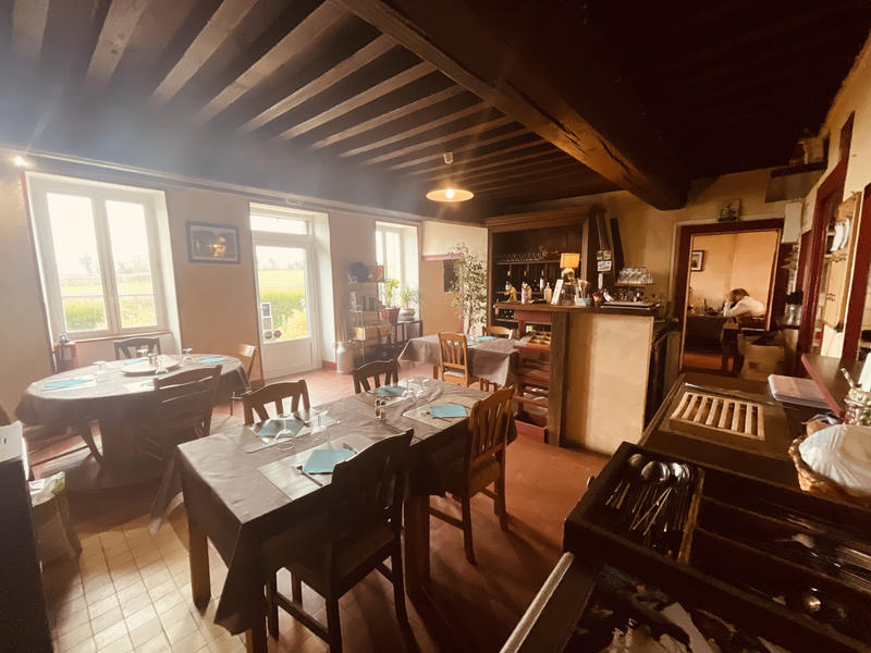 Maison - 97 m² - 5 pièces