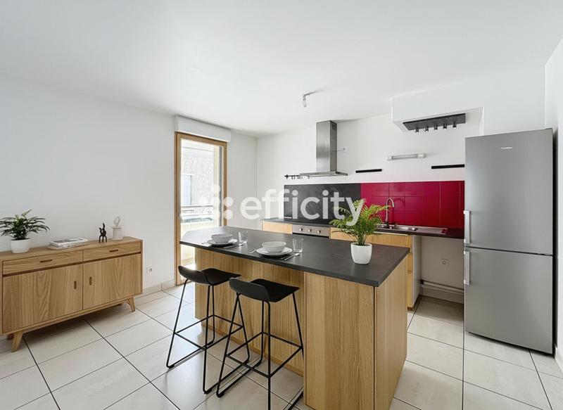 Appartement - 80 m² - 3 pièces