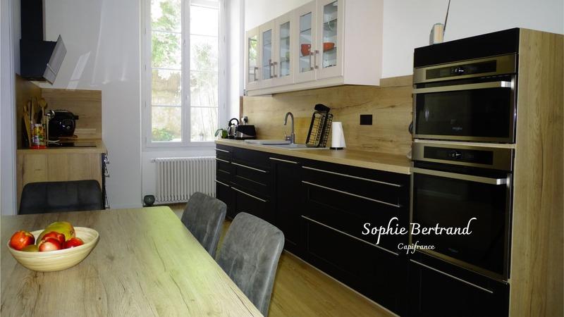 Maison bourgeoise - 260 m² - 7 pièces