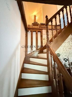 Maison - 93 m² - 5 pièces