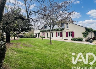 Maison - 143 m² - 6 pièces