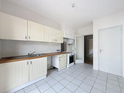 Appartement - 91 m² - 4 pièces