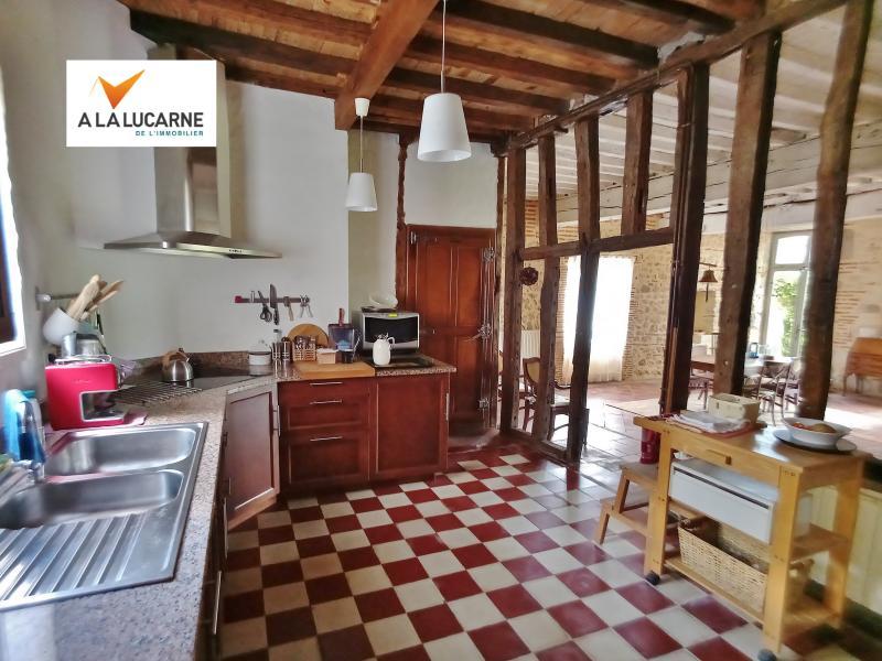 Maison - 255 m² - 9 pièces