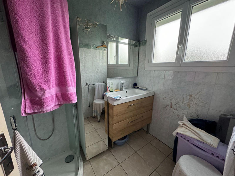 Maison - 1 131 m² - 6 pièces