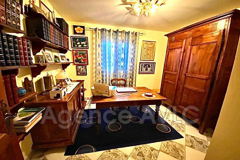 Villa - 130 m² - 4 pièces