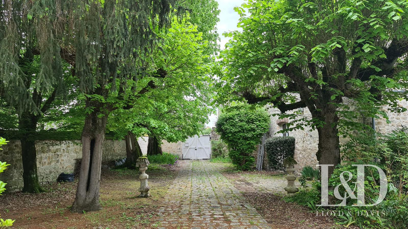 Bastide - 395 m² - 13 pièces