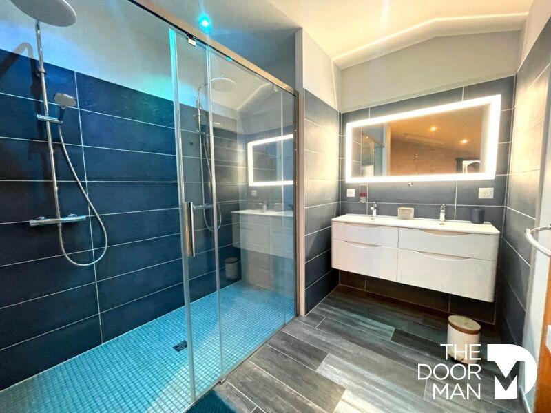 Maison - 141 m² - 6 pièces