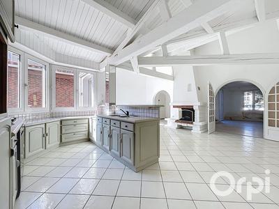 Maison - 104 m² - 5 pièces