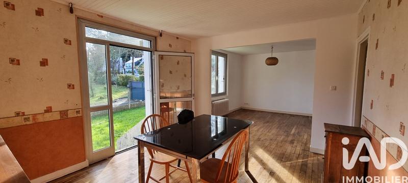 Maison - 99 m² - 6 pièces