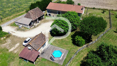 Maison - 157 m² - 4 pièces