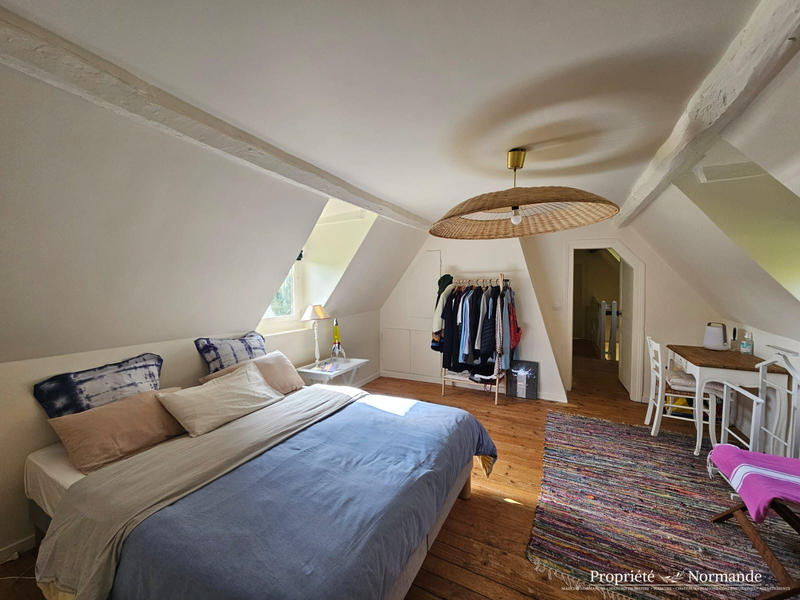 Maison - 156 m² - 8 pièces