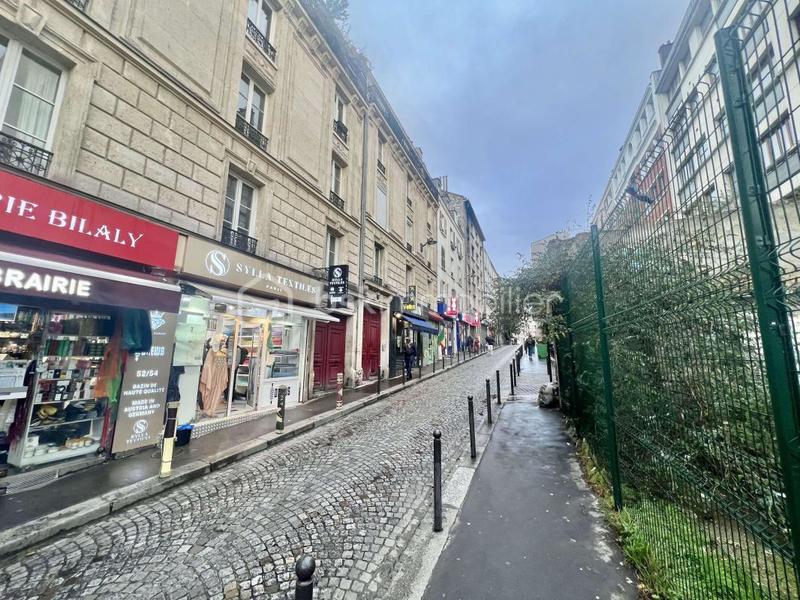 Loft - 81 m² - 4 pièces