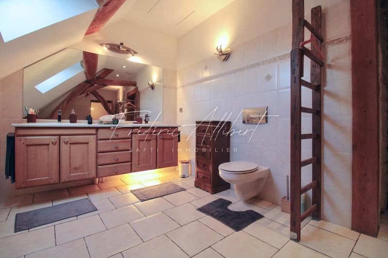 Maison - 163 m² - 6 pièces