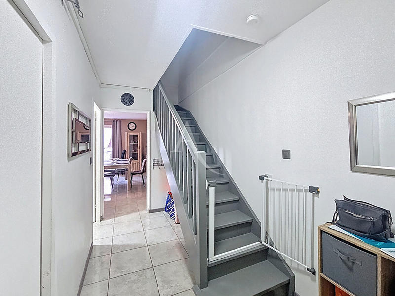 Maison - 97 m² - 5 pièces
