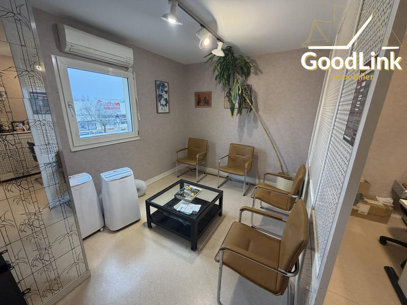 Local d'activités - 142 m²