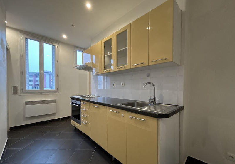 Appartement - 76 m² - 3 pièces