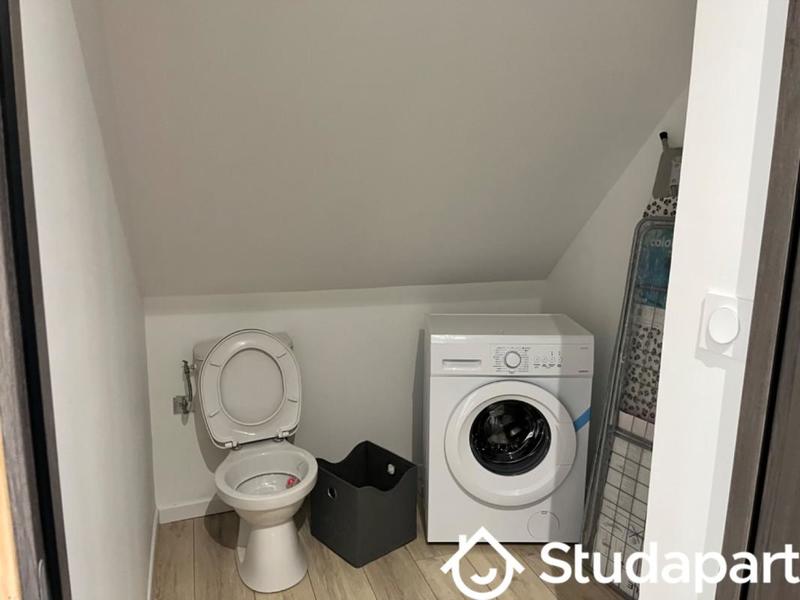 Chambre - 12 m² - 1 pièce