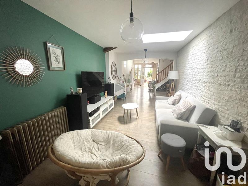 Maison - 248 m² - 10 pièces