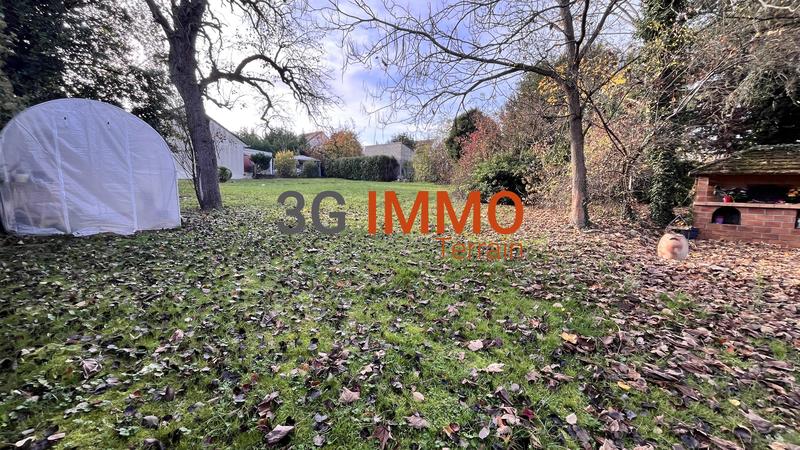 Terrain constructible - 894 m²