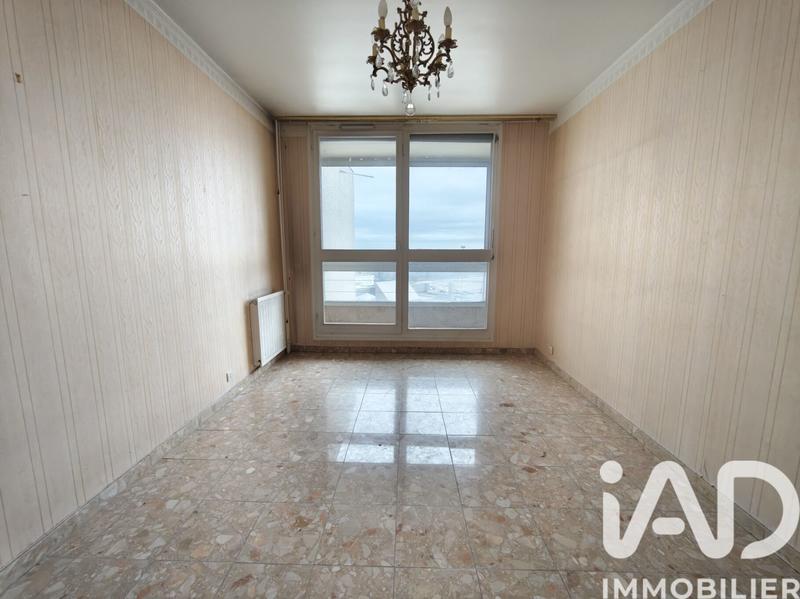 Appartement - 90 m² - 4 pièces