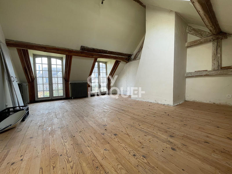 Maison - 200 m² - 7 pièces