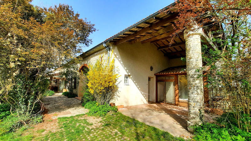 Maison - 169 m² - 6 pièces