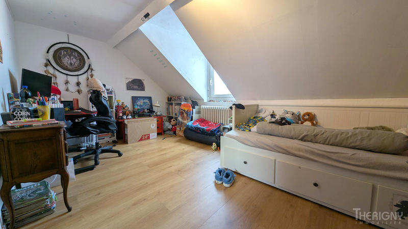 Maison - 95 m² - 4 pièces