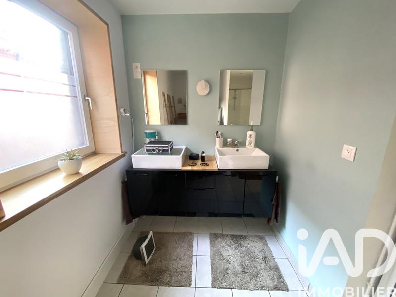 Maison - 233 m² - 7 pièces