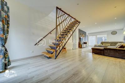 Maison de ville - 135 m² - 7 pièces