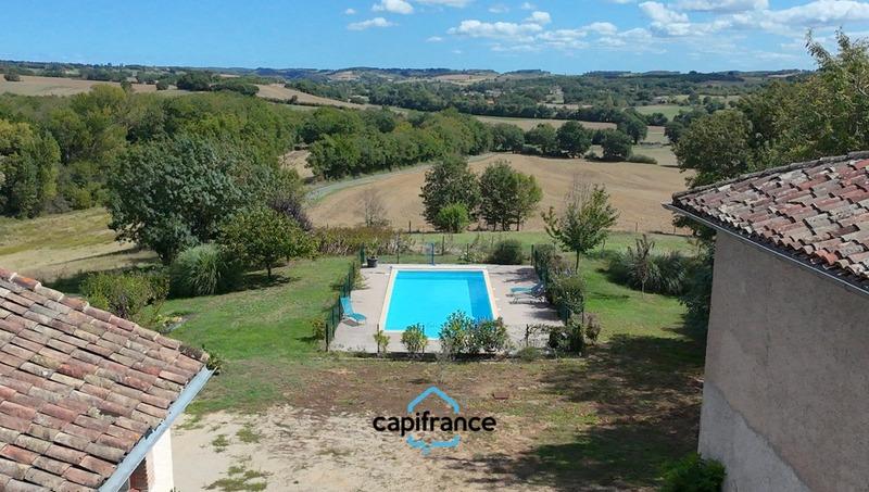 Maison - 450 m² - 13 pièces