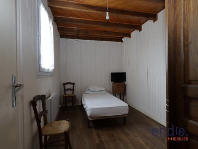 Maison - 64 m² - 5 pièces