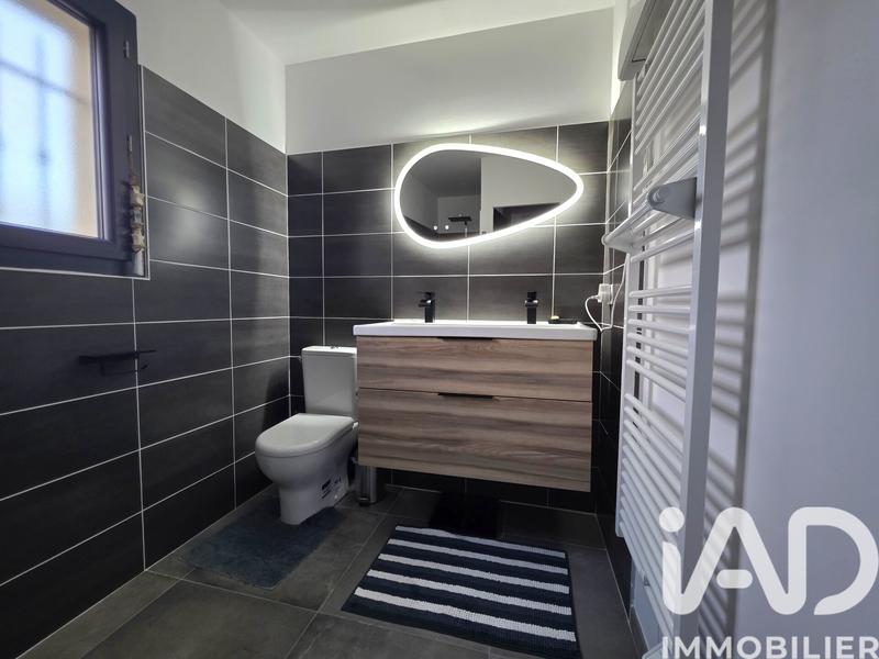 Maison - 92 m² - 5 pièces