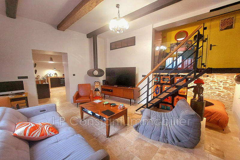 Appartement - 83 m² - 3 pièces