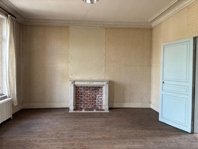 Maison - 360 m² - 9 pièces