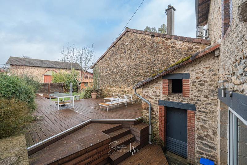 Maison - 160 m² - 6 pièces