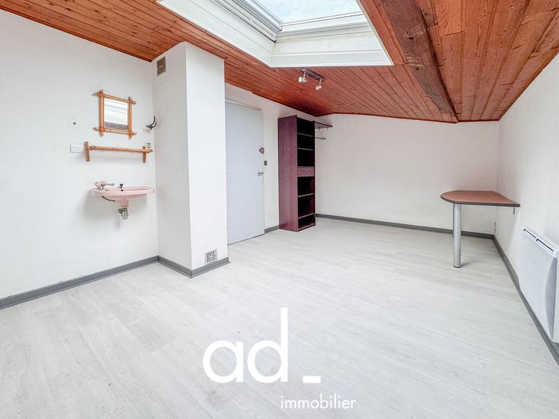 Maison - 178 m² - 8 pièces