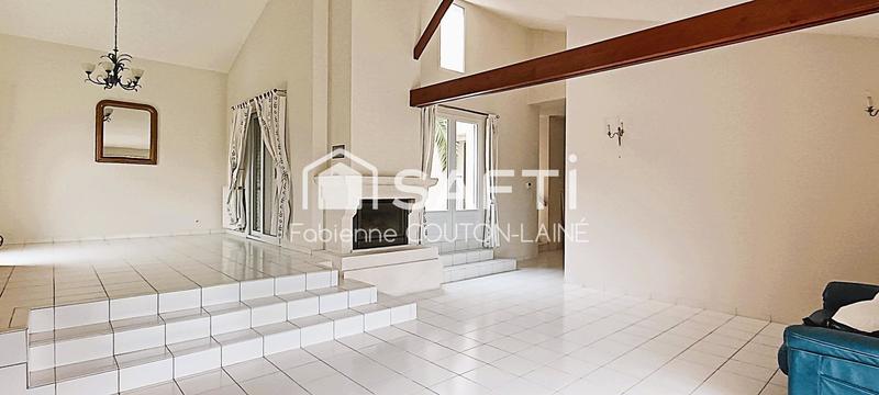 Maison - 146 m² - 6 pièces