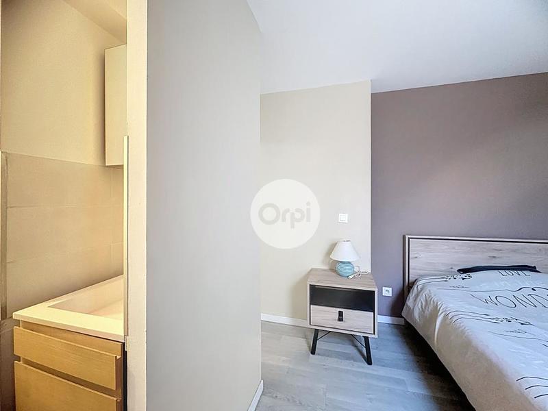 Appartement - 93 m² - 4 pièces