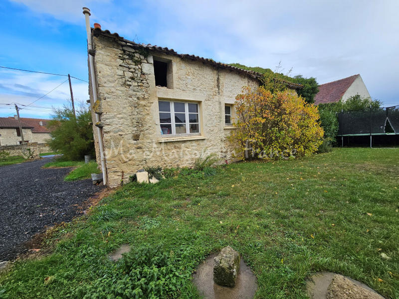 Maison - 250 m² - 10 pièces