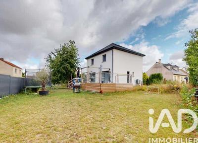 Maison - 100 m² - 4 pièces