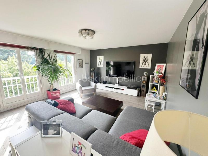 Appartement - 86 m² - 4 pièces