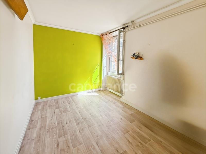 Maison - 117 m² - 6 pièces