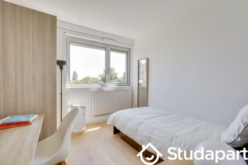 Chambre - 10 m² - 1 pièce